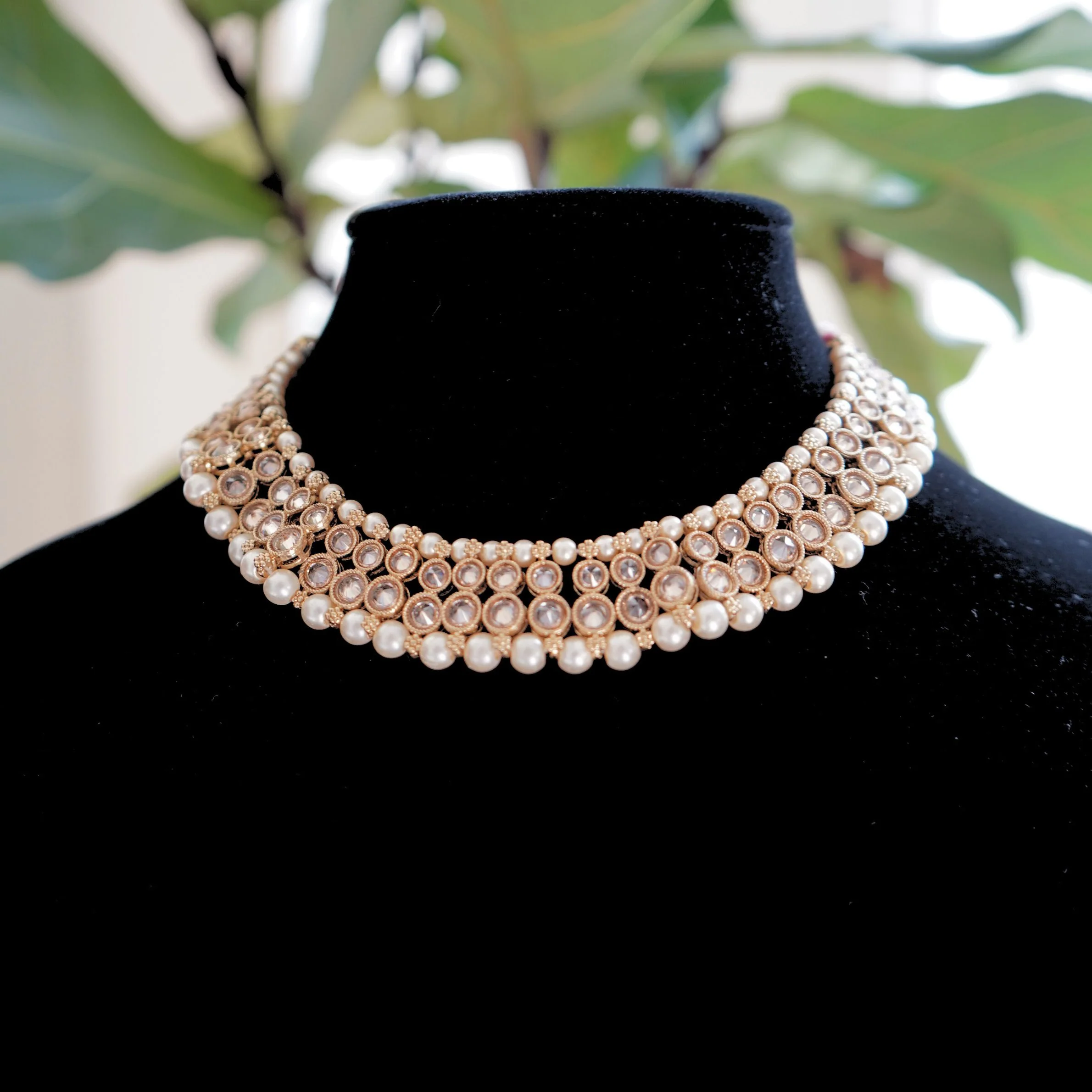 Akila Necklace Set - Image 2
