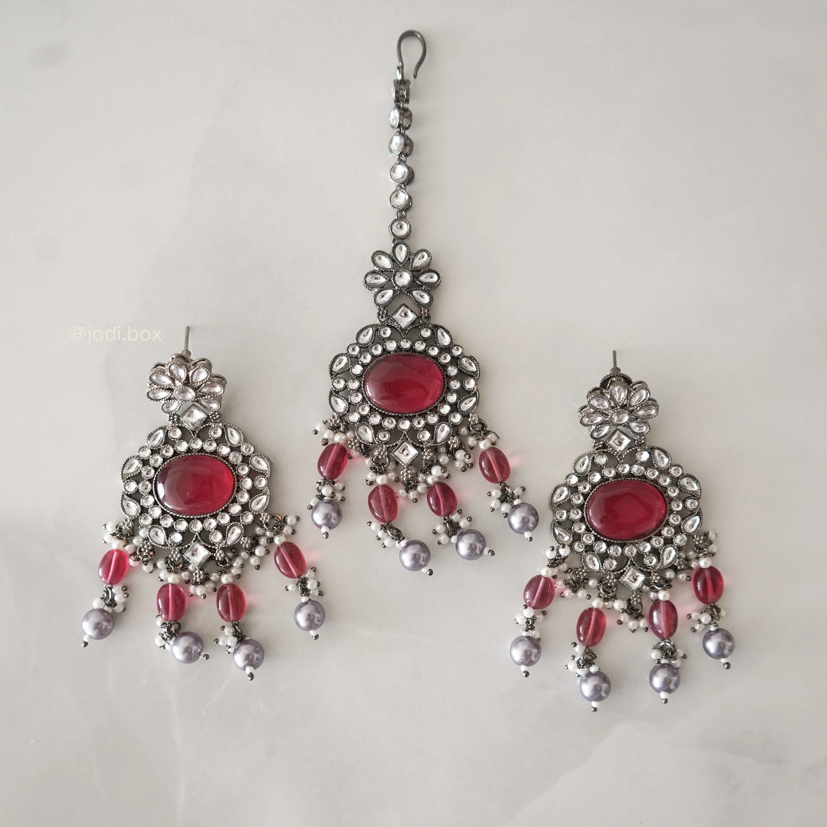 Aura Necklace Set - Image 3