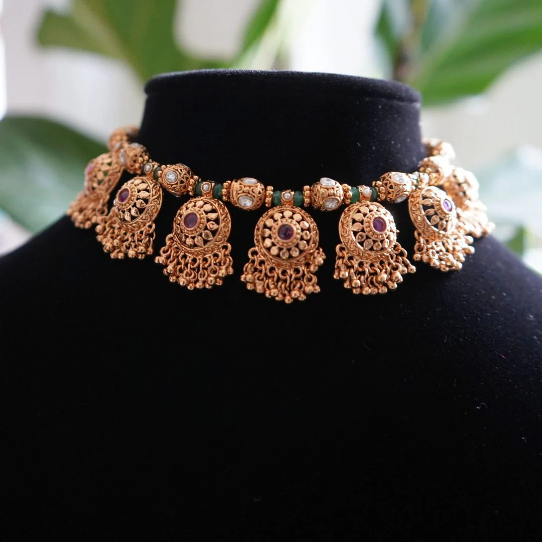 Hasini Necklace Set - Image 2