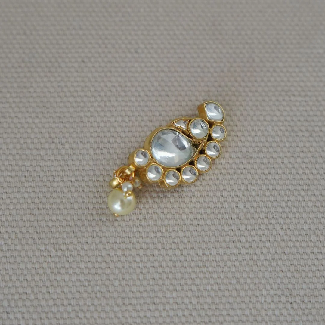 Komal Nose Pin