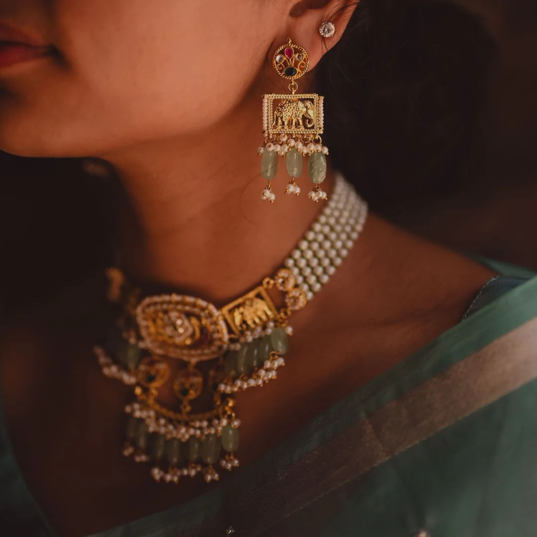 Neha Kundan Necklace Set - Image 3