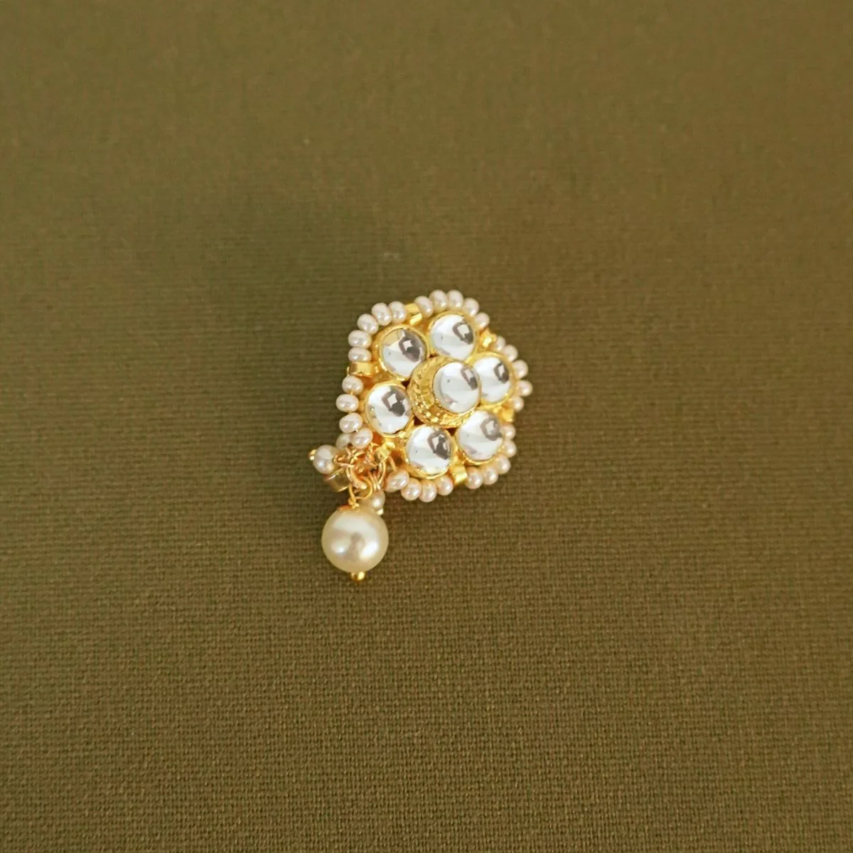 Shali Kundan Nose Pin