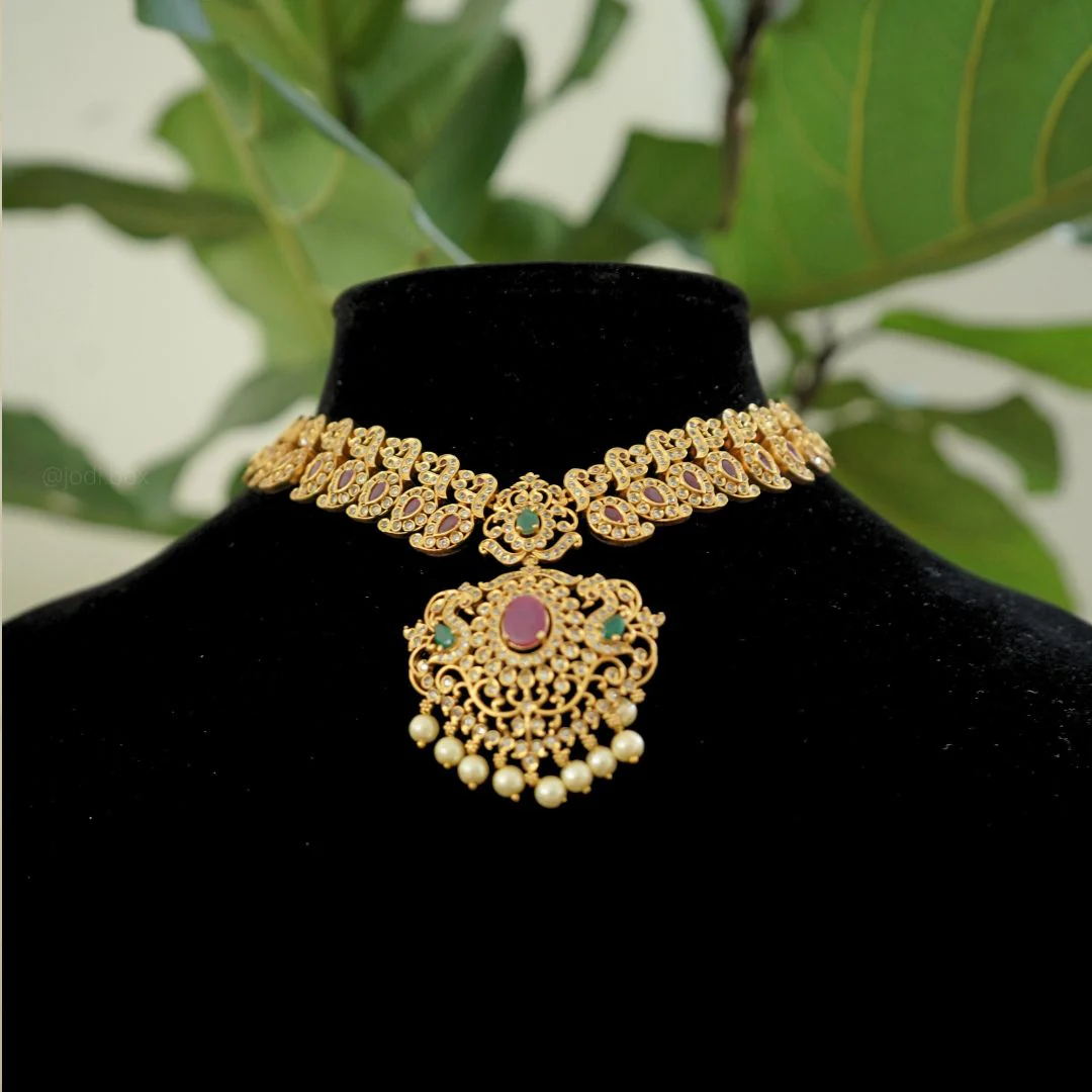 Vani Necklace Set