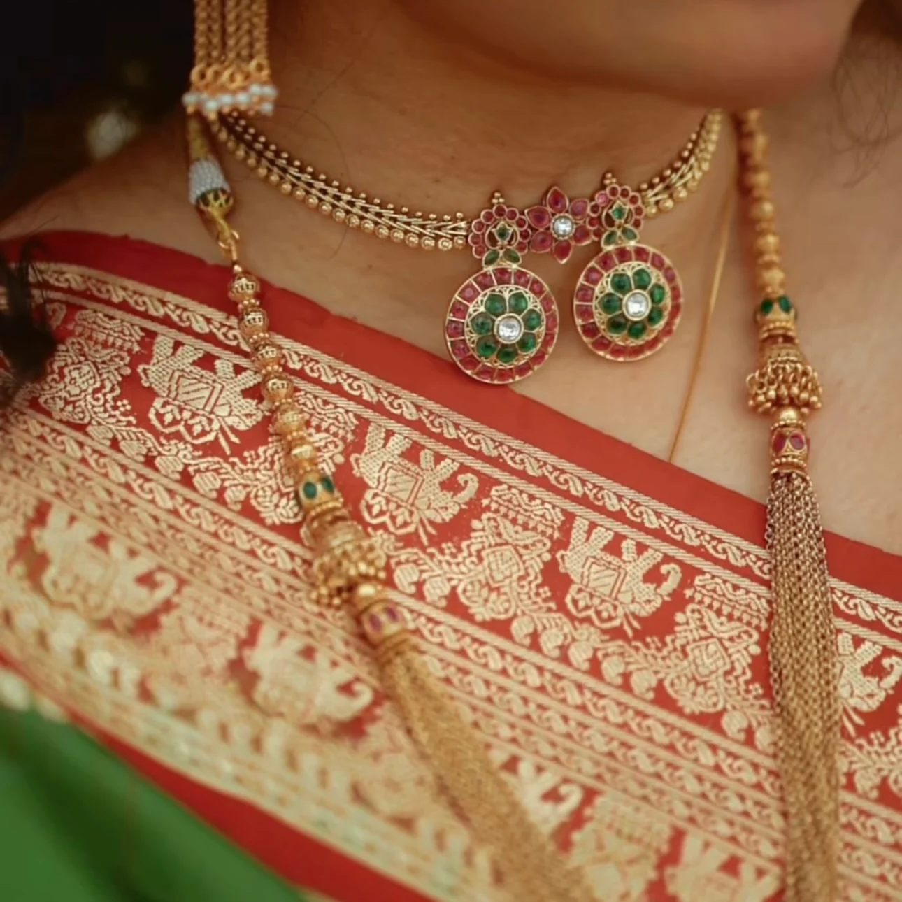 Varsha Necklace Set - Image 4