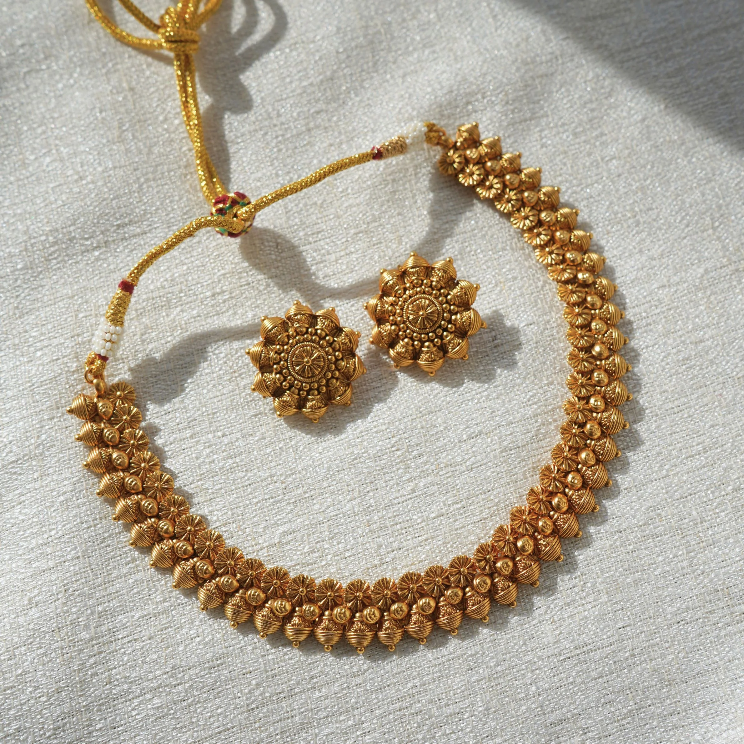 Vinitha Necklace Set